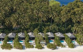 Royal Island Resort  5*